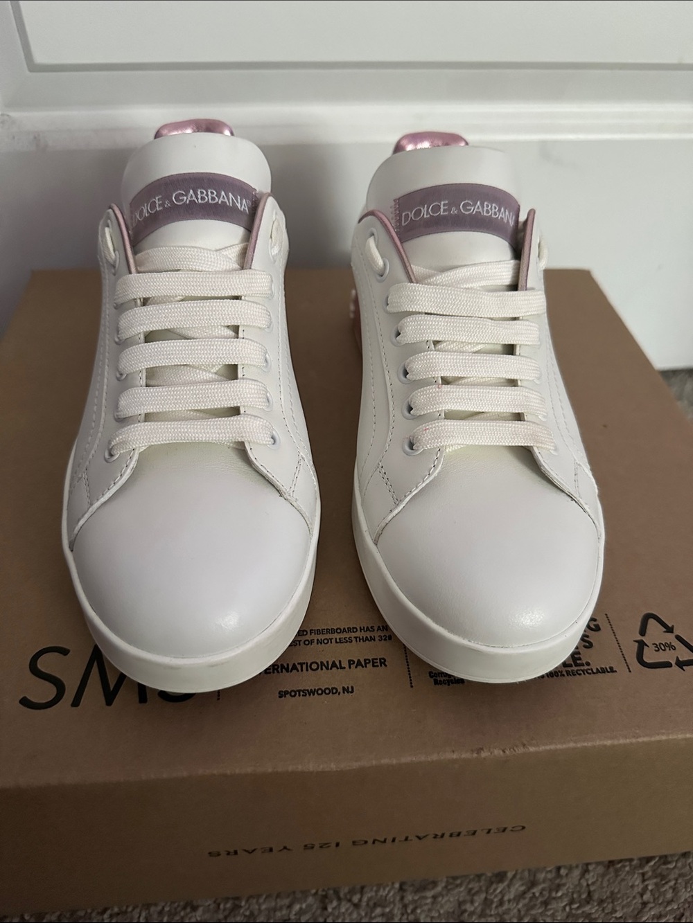 Dolce & Gabbana White Leather Sneakers with Pink Heel and Tongue